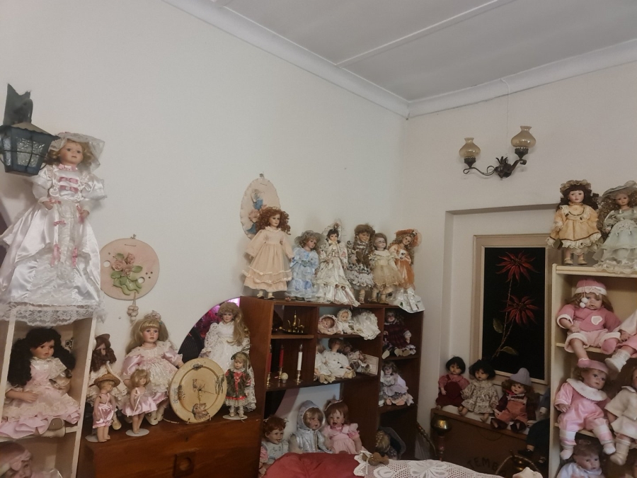 4 Bedroom Property for Sale in Rustenburg Central North West